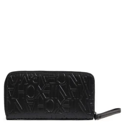 محفظة من البولي إيثيلين الأسود