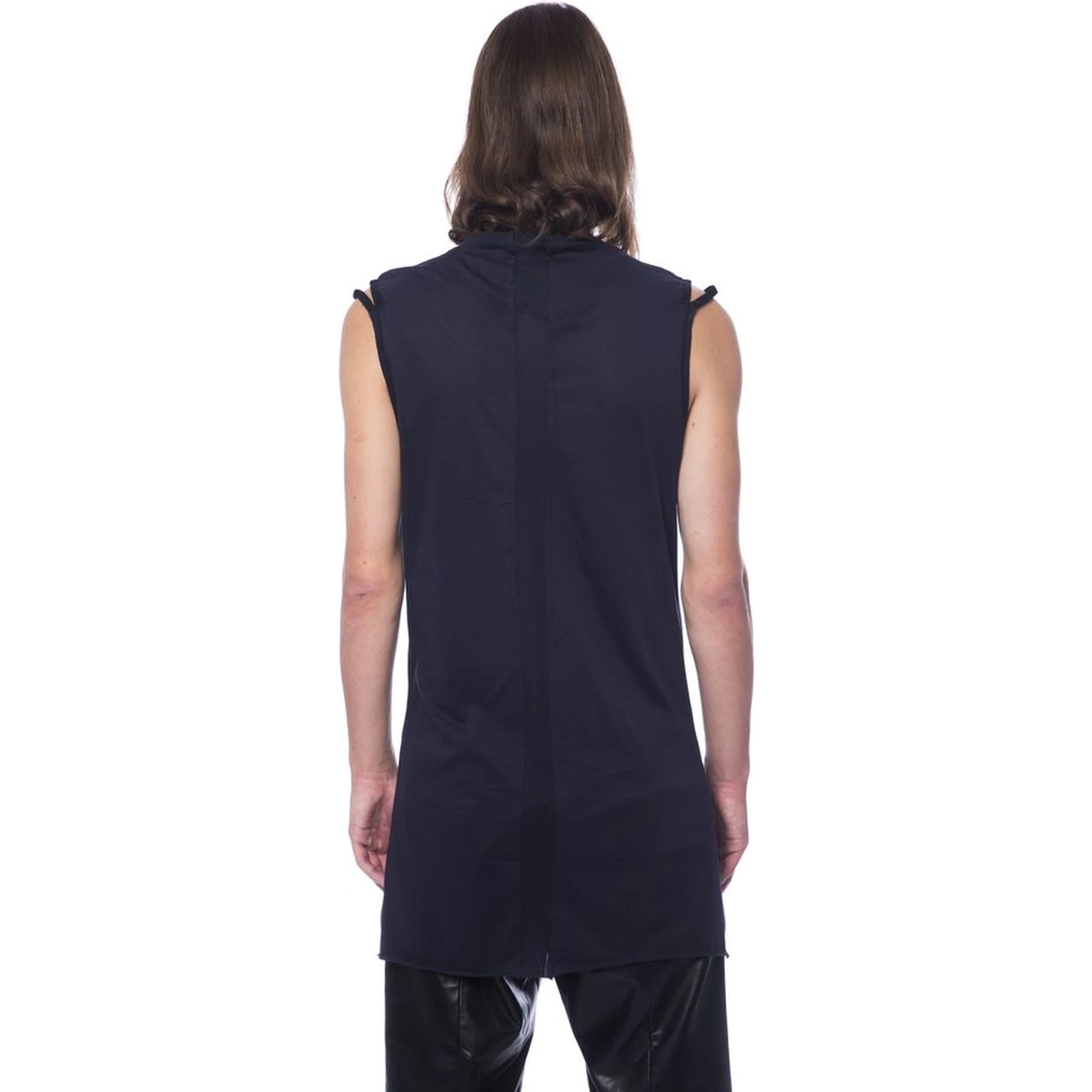 قميص داخلي أسود من القطن