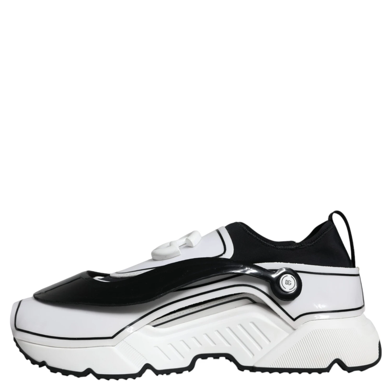 White Black Logo Plaque Daymaster Sneakers Shoes