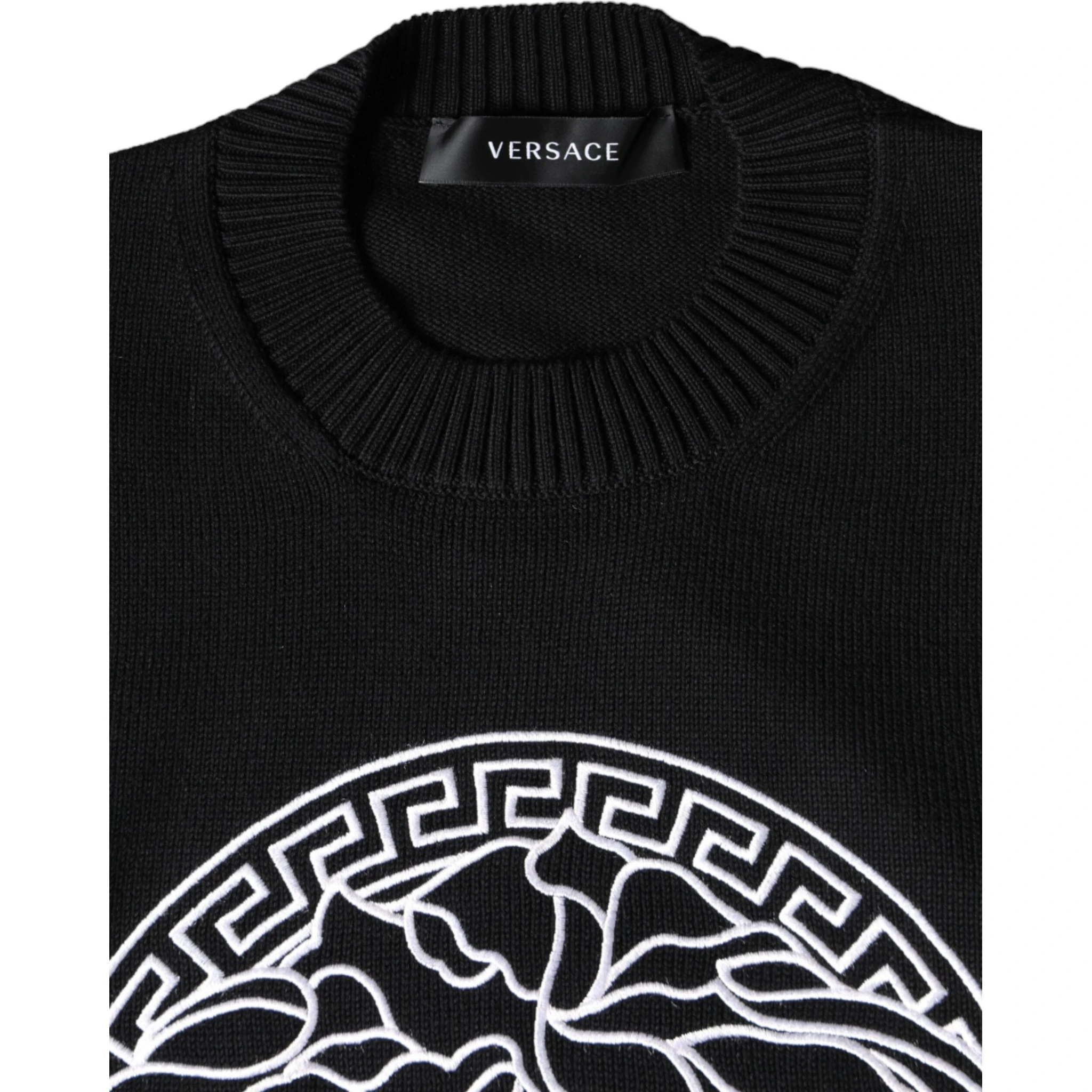 Black Medusa Embroidery Crew Neck Pullover Sweater