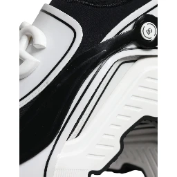 White Black Logo Plaque Daymaster Sneakers Shoes