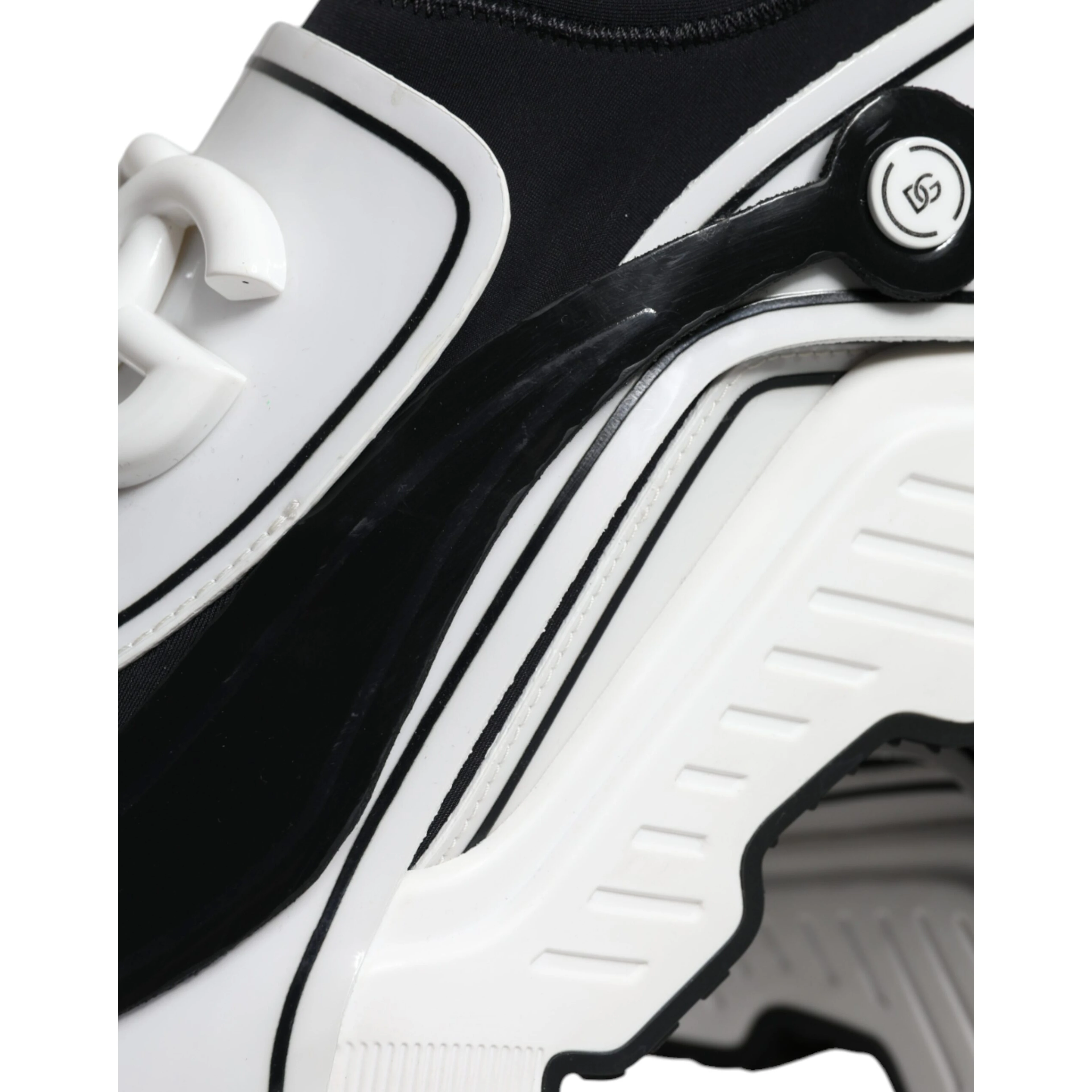 White Black Logo Plaque Daymaster Sneakers Shoes