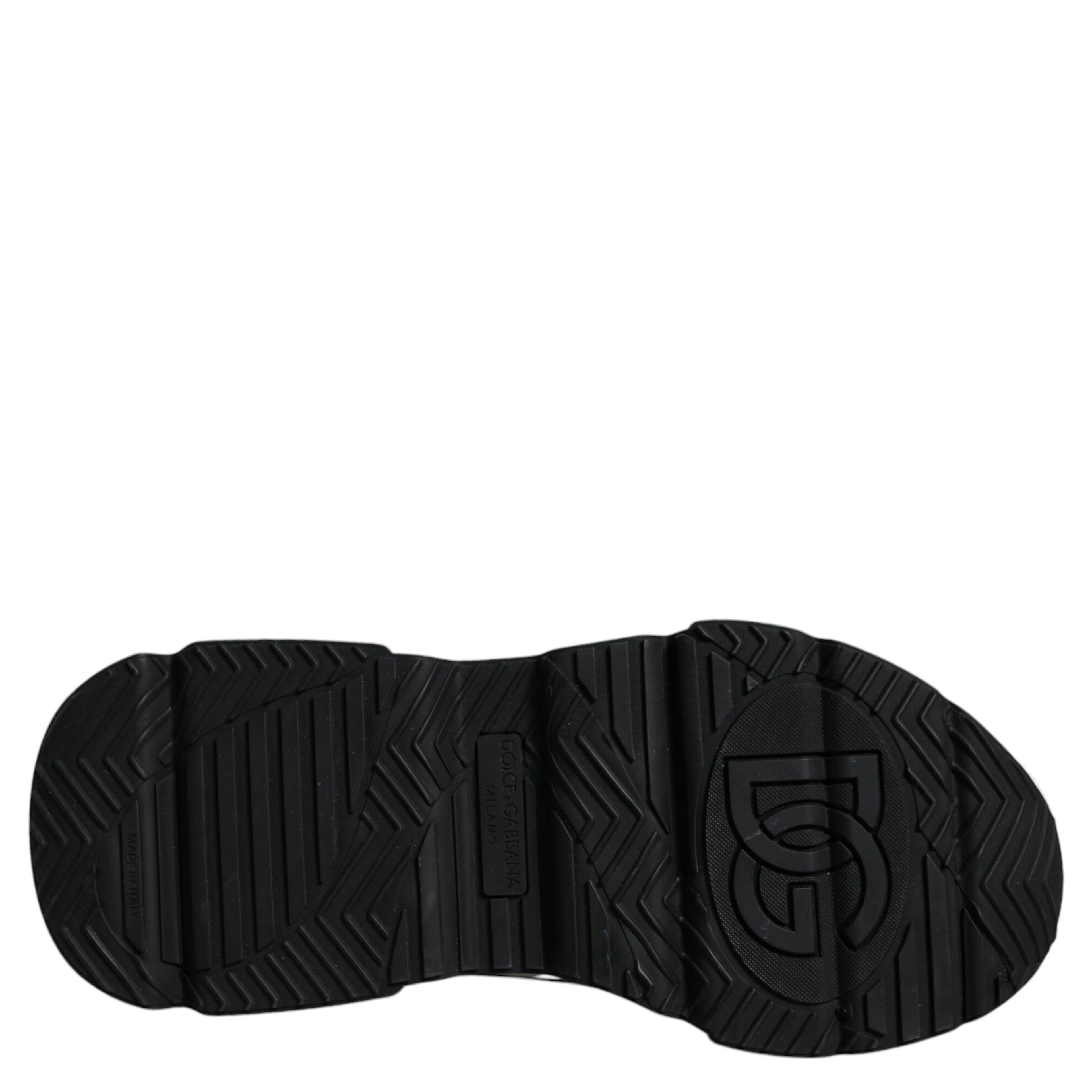 White Black Logo Plaque Daymaster Sneakers Shoes