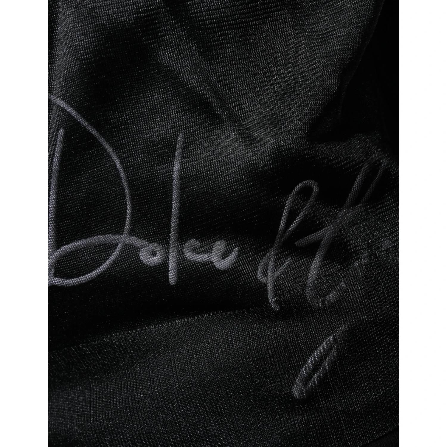 Black Polyester Pullover Sweatshirt Sweater