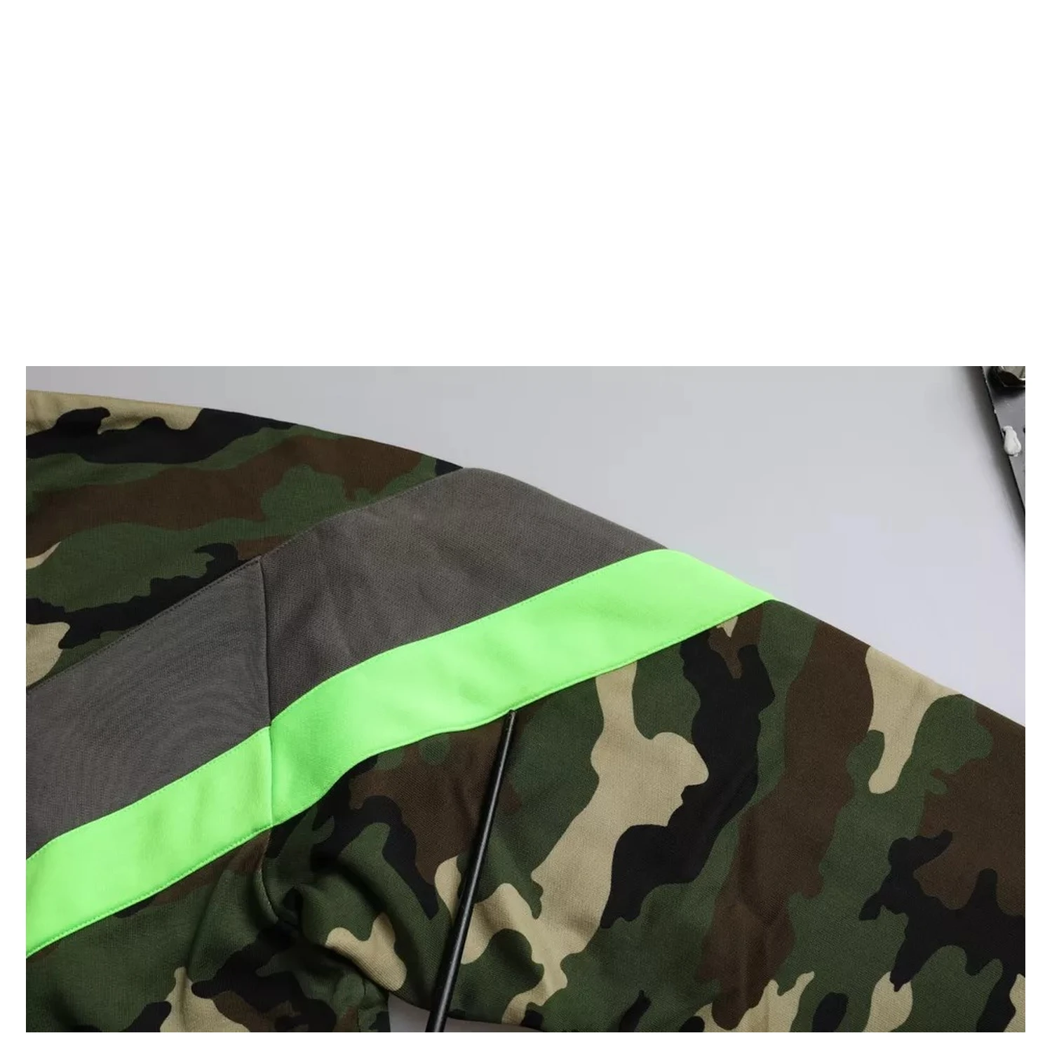 Multicolor Camouflage Sweatshirt Sweater