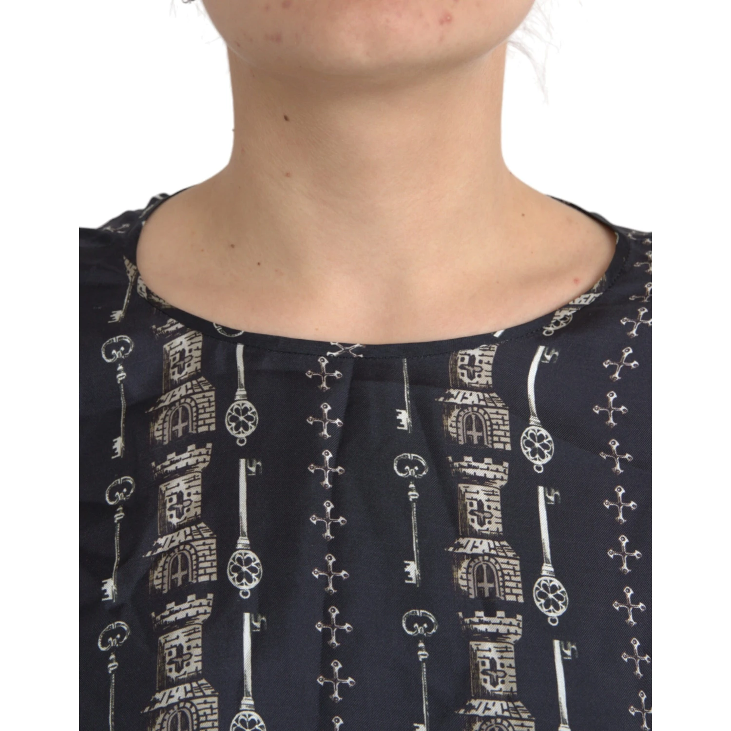 Black Key Castle Print Silk Blouse T-shirt