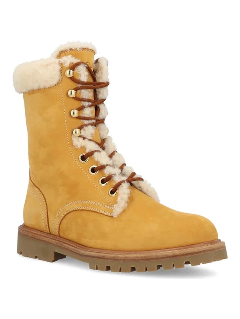 Lace-up ankle boots in shearling