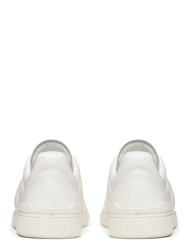 "Upvillage" sneakers alternative