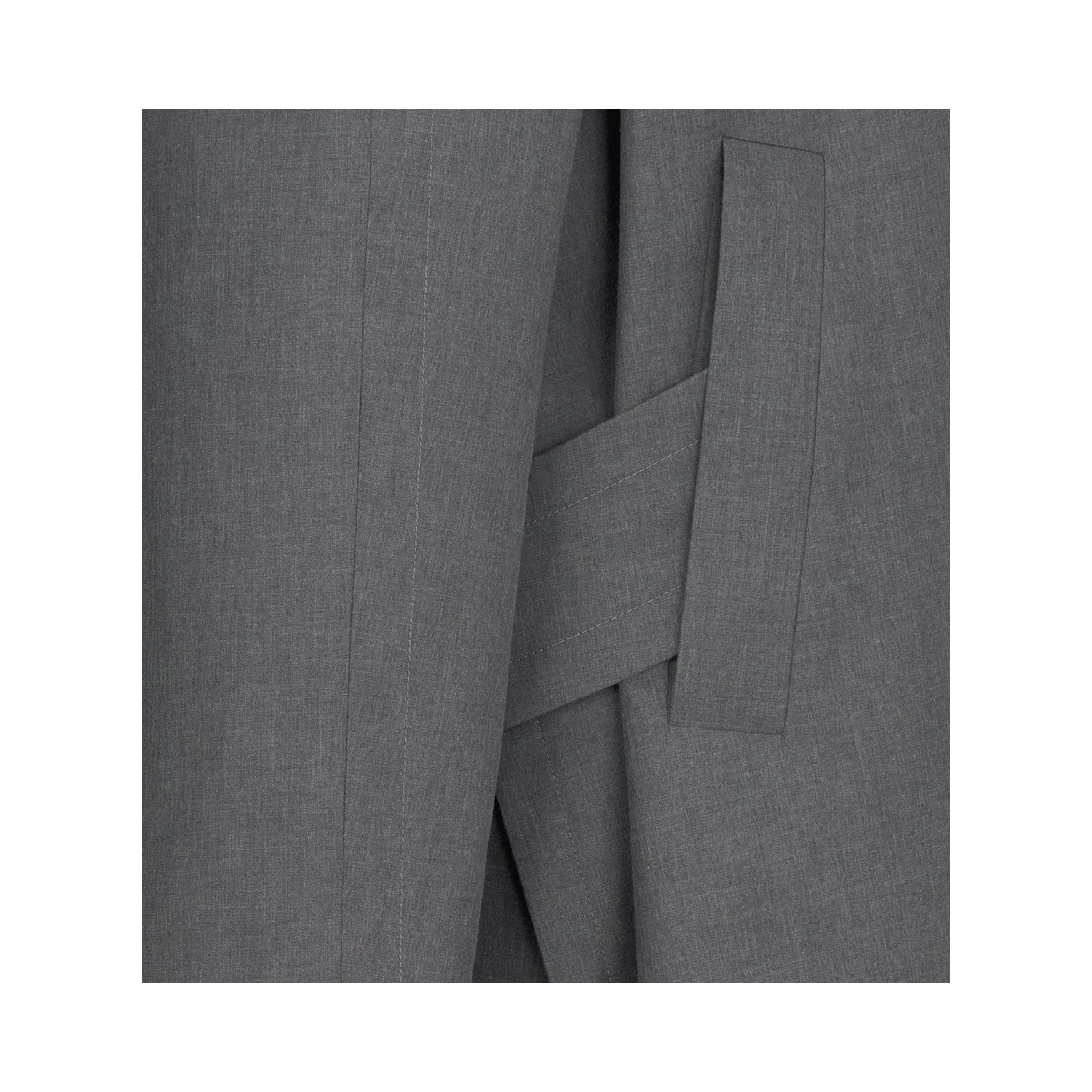 Coat with martingale on the back