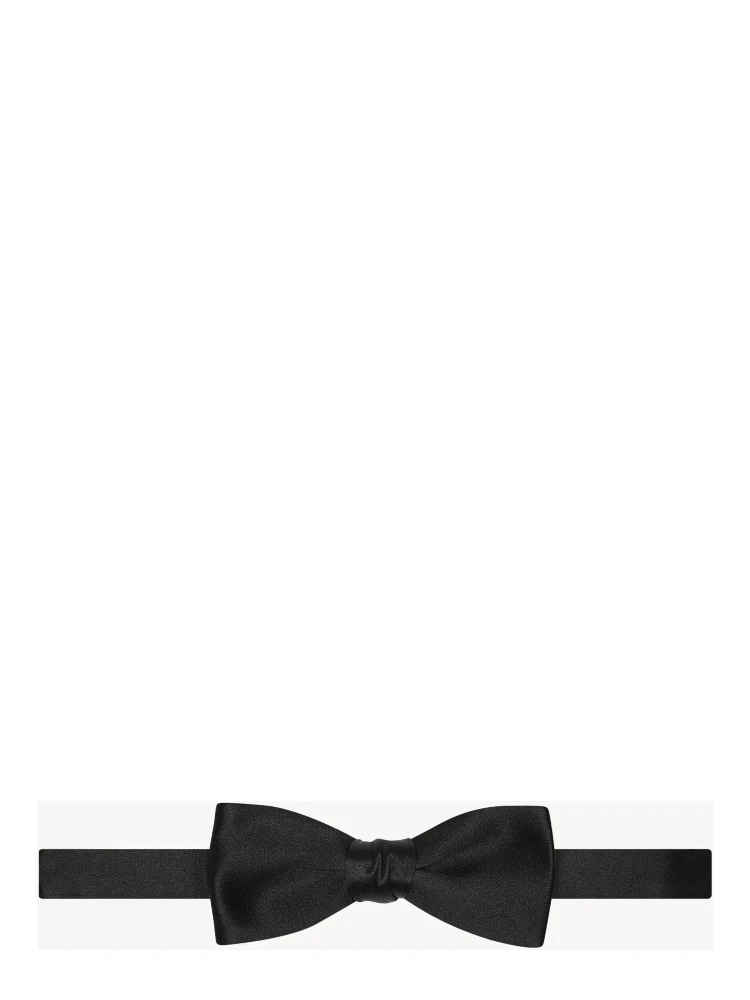 Bow tie in silk satin alternative