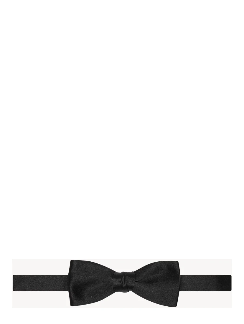 Bow tie in silk satin