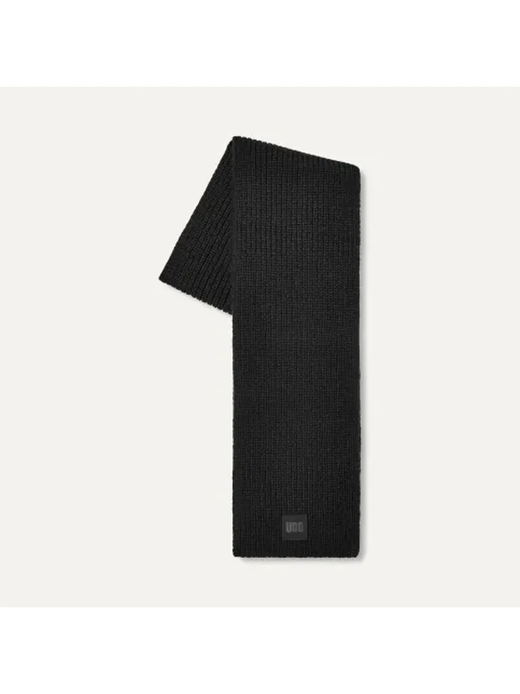 Thick ribbed knit scarf