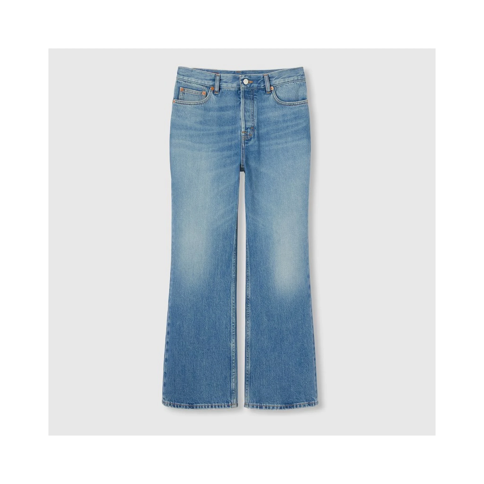 بنطلون جينز واسع من الأسفل