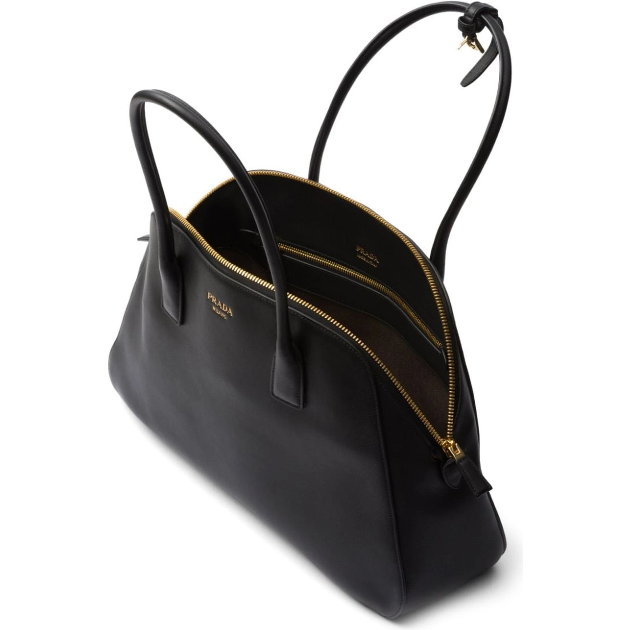 2020s leather shoulder bag