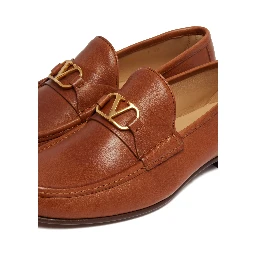 "VLogo" loafers