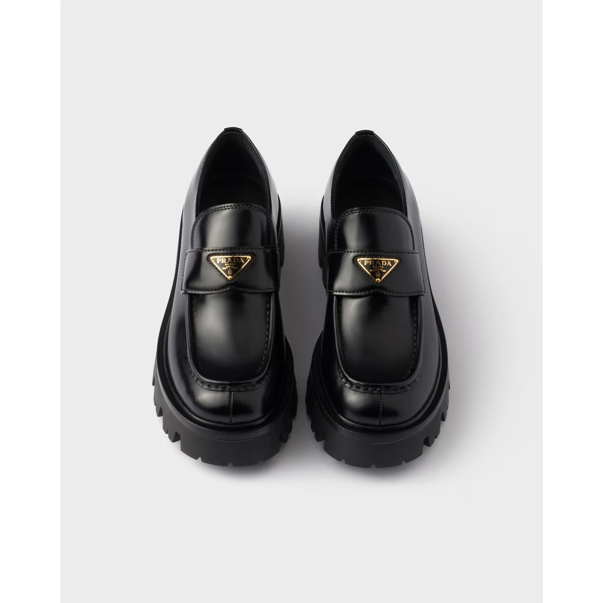 حذاء لوفر من الجلد المصقول