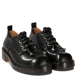 Lace-up derby shoes