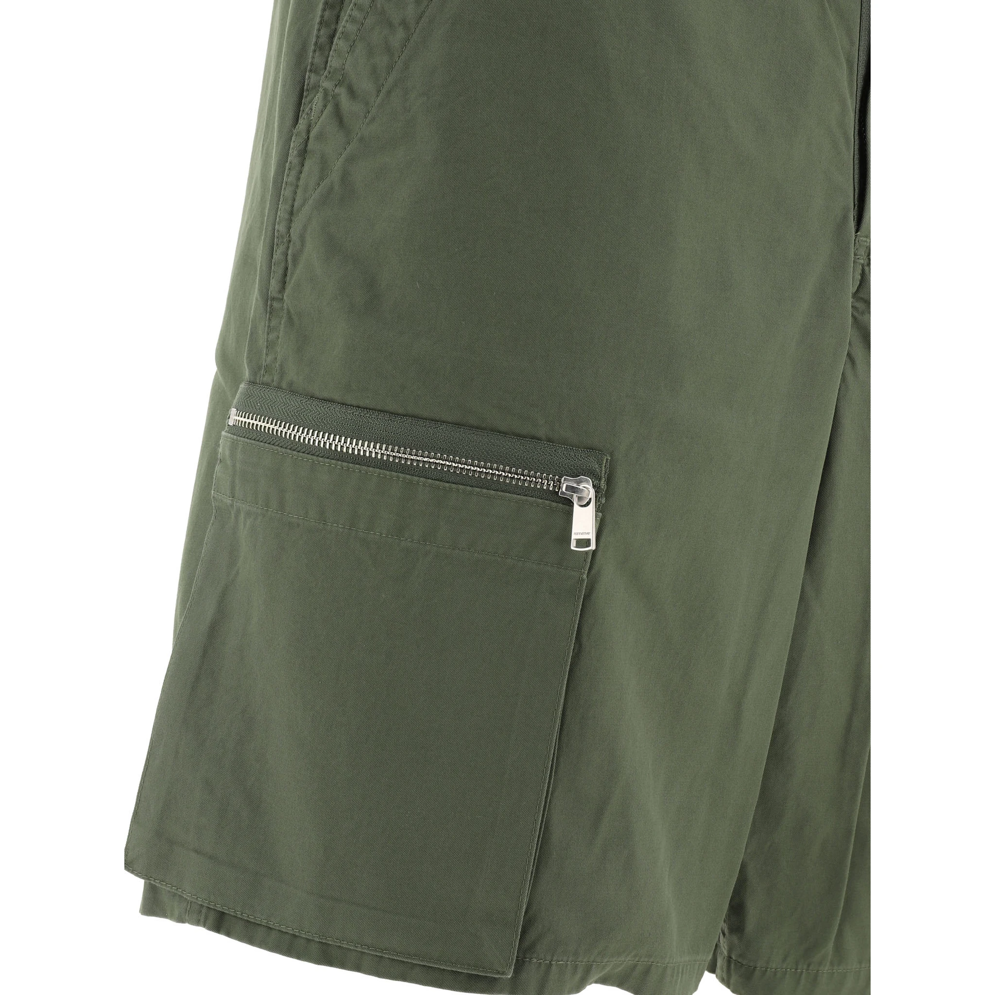 "Trooper 6P" shorts