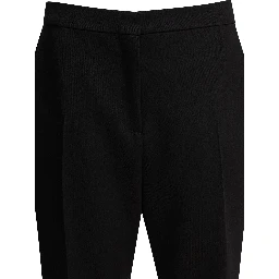 بنطلون واسع من الأسفل