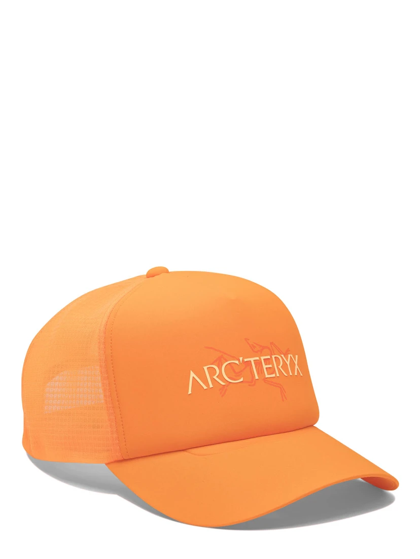 قبعة سائق شاحنة "كلمة العروس"