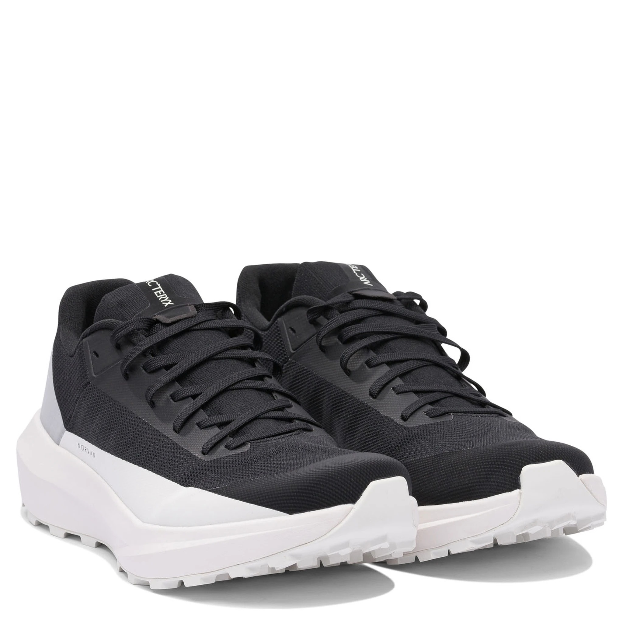 "Norvan LD 4" sneakers