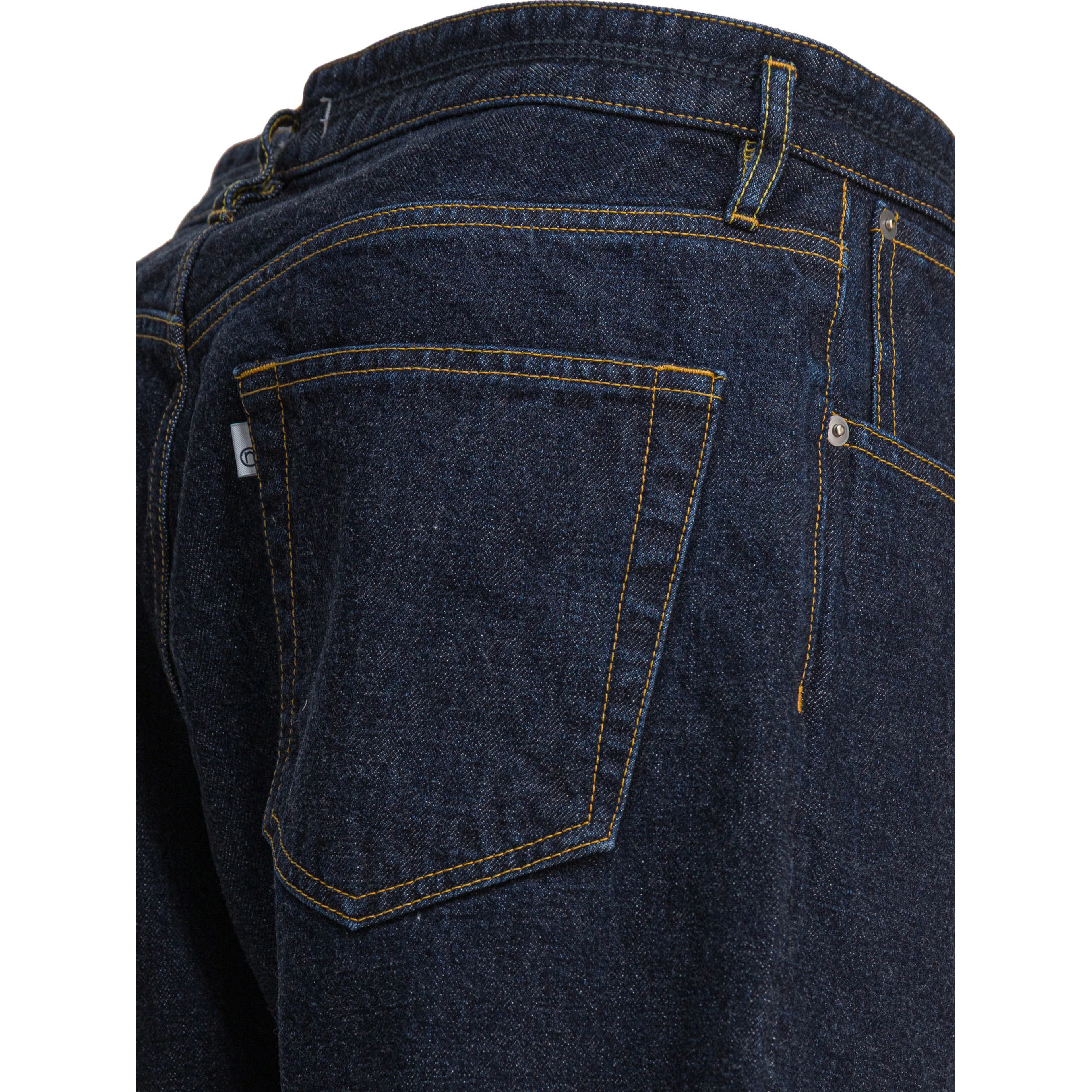 Straight-leg jeans