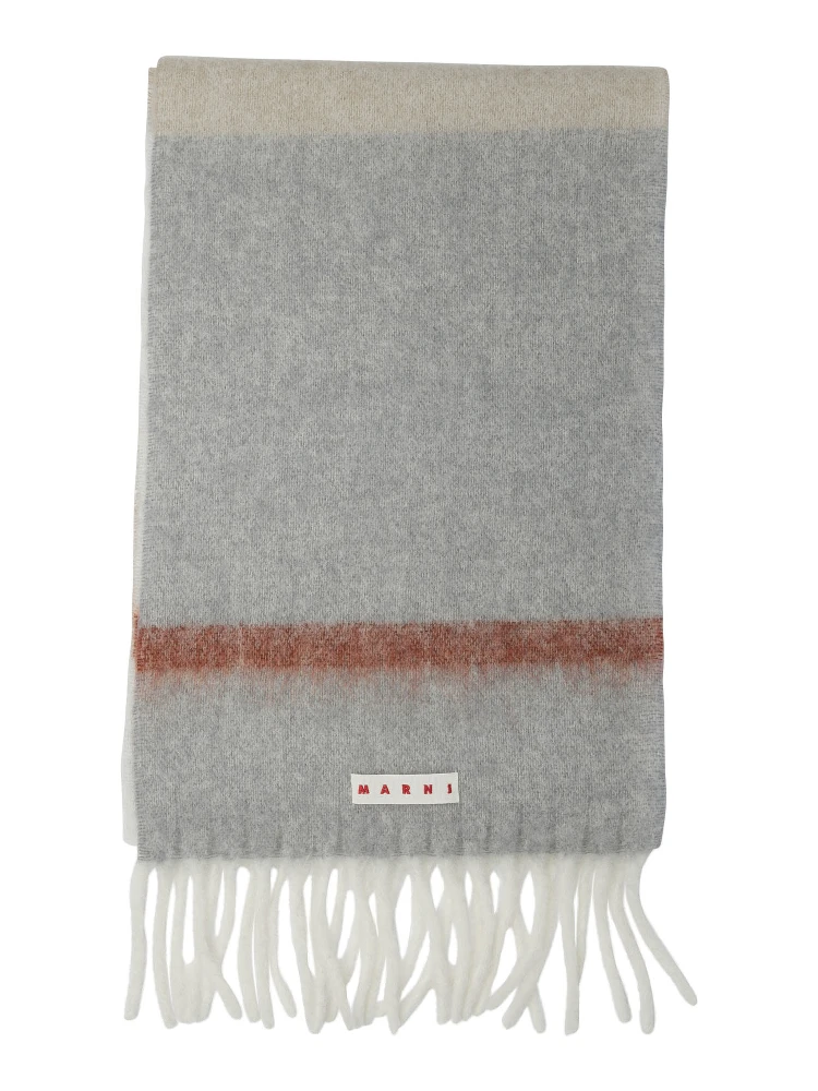 وشاح من الموهير والألبكة