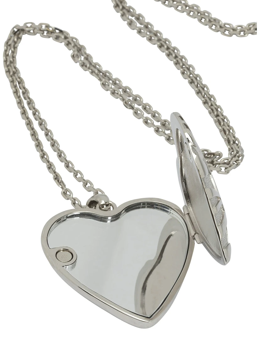 Heart pendant necklace