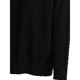 قميص قطني برقبة دائرية