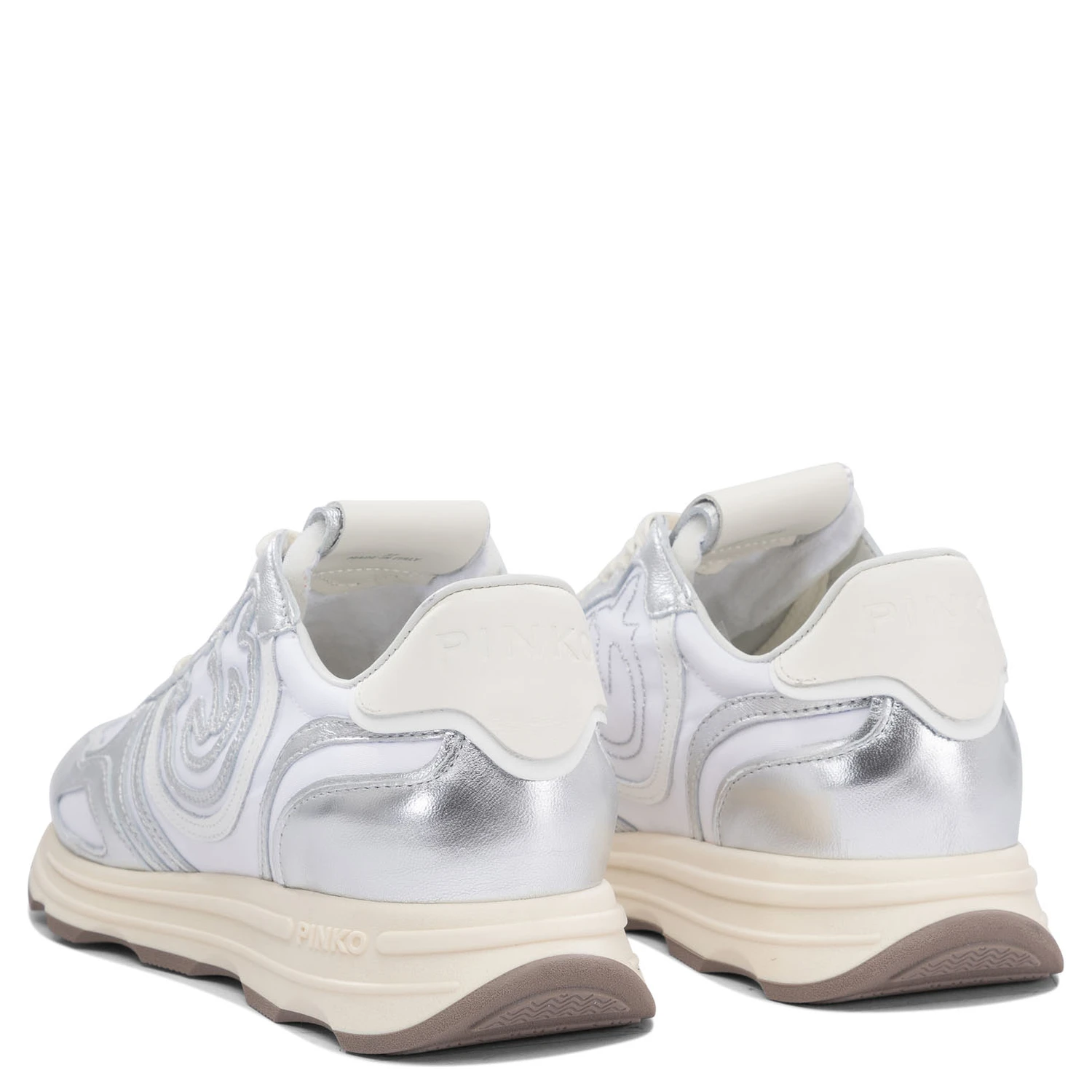 Sneakers & Slip-On