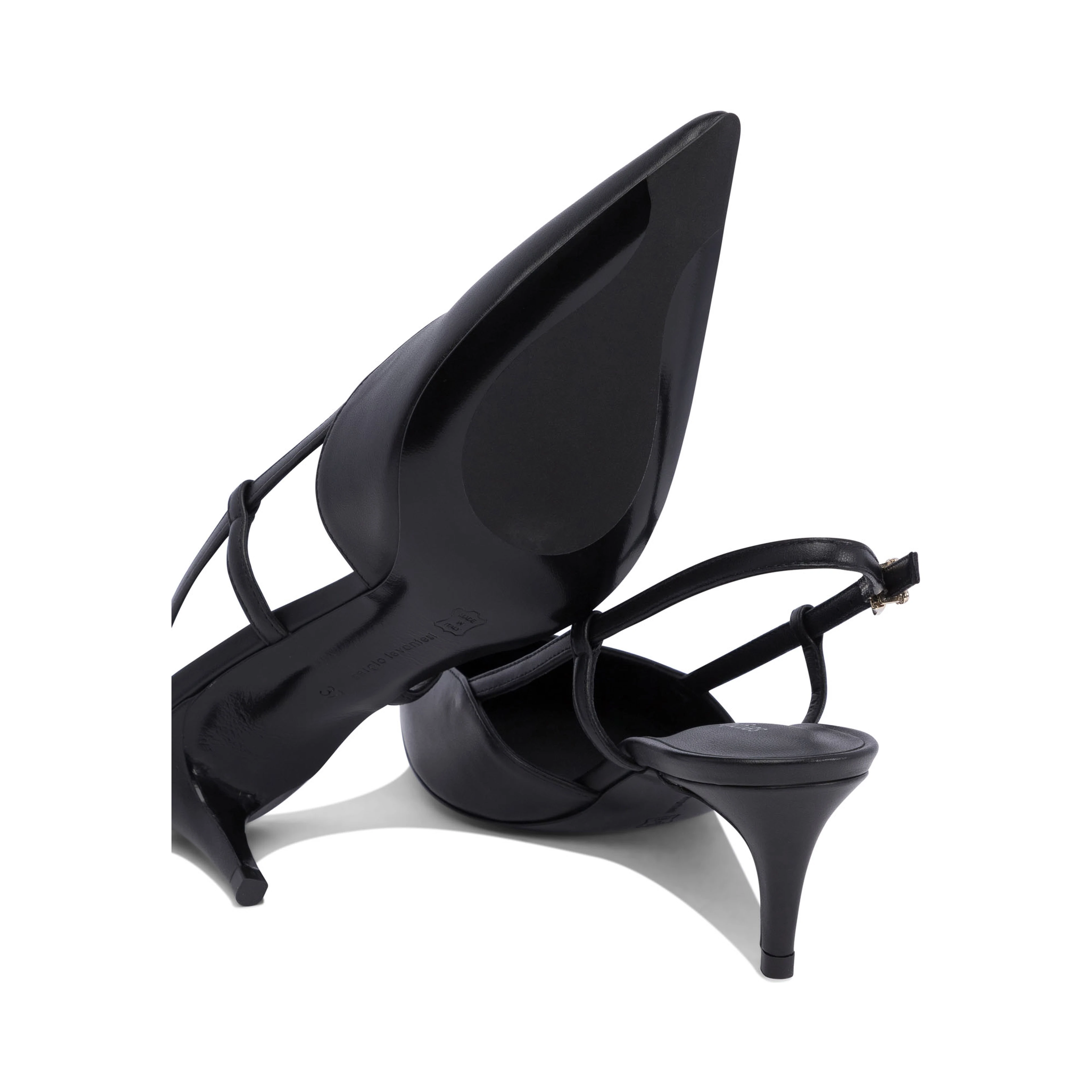 Heeled shoes