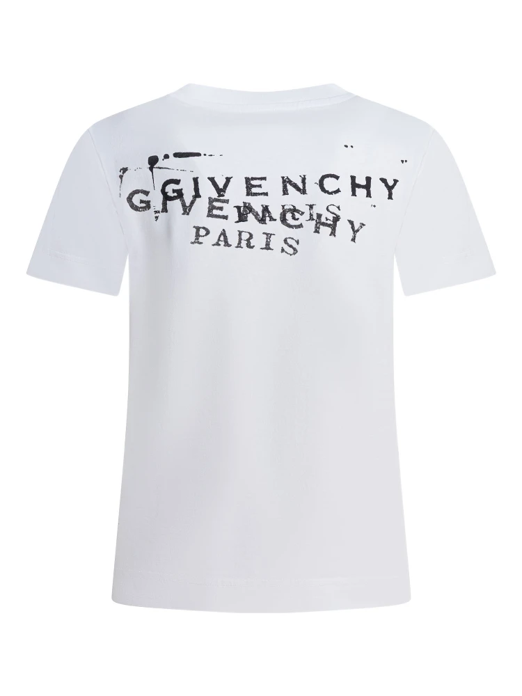 "Fitted" crew-neck t-shirt alternative