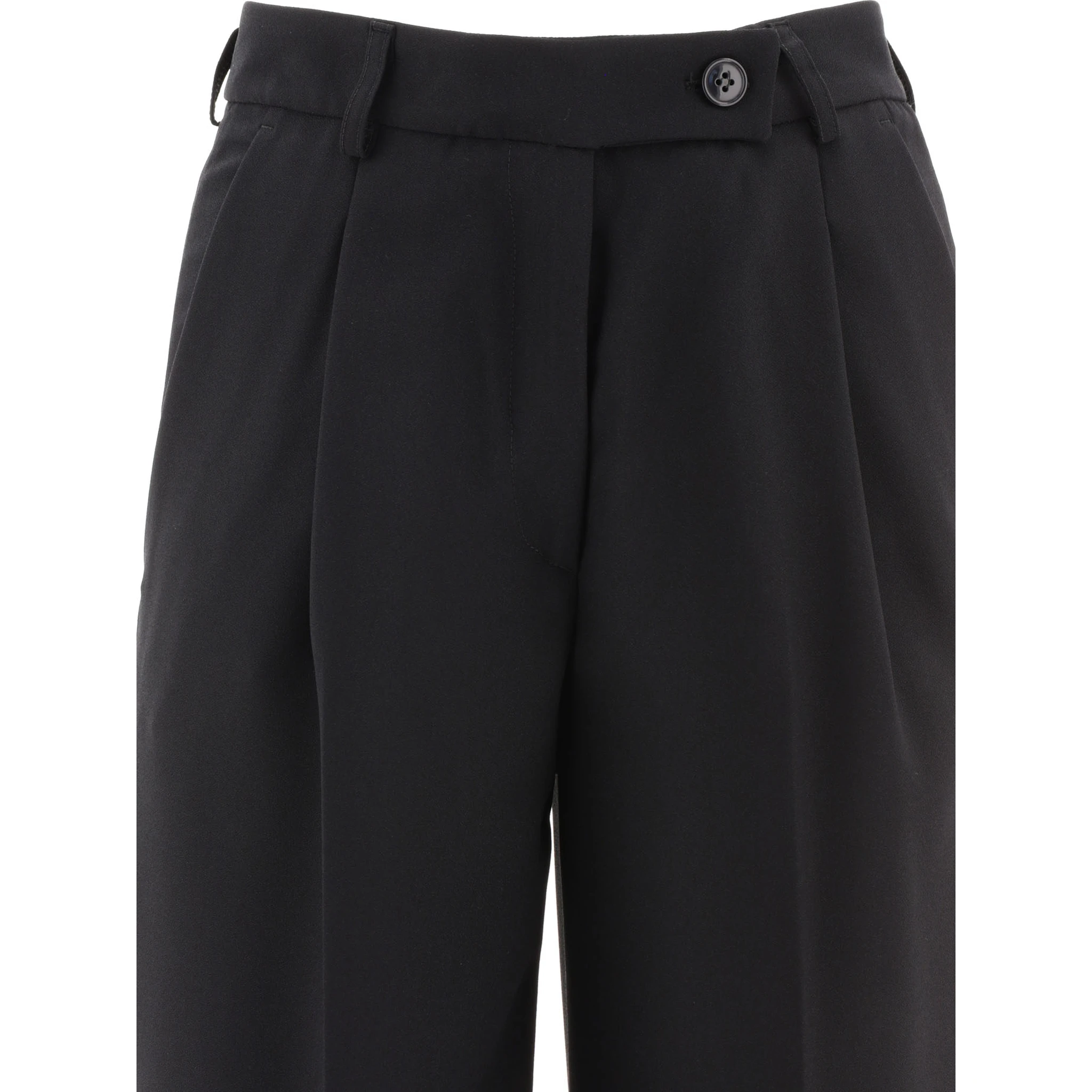 Tailored trousers with pressed crease