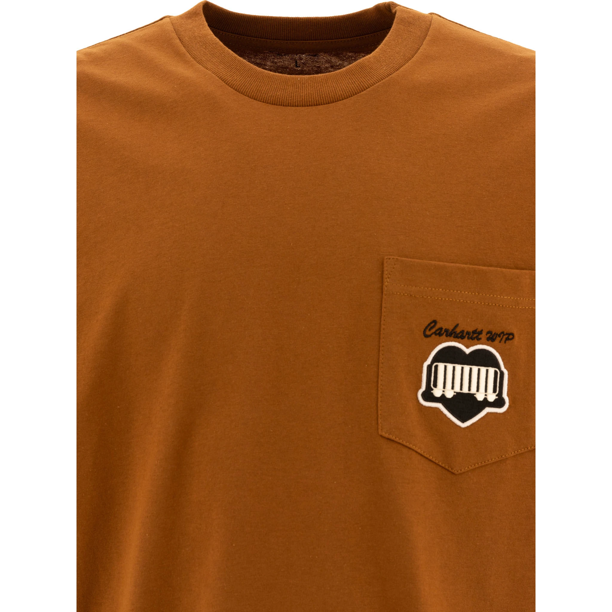 "Heart Train Pocket" t-shirt