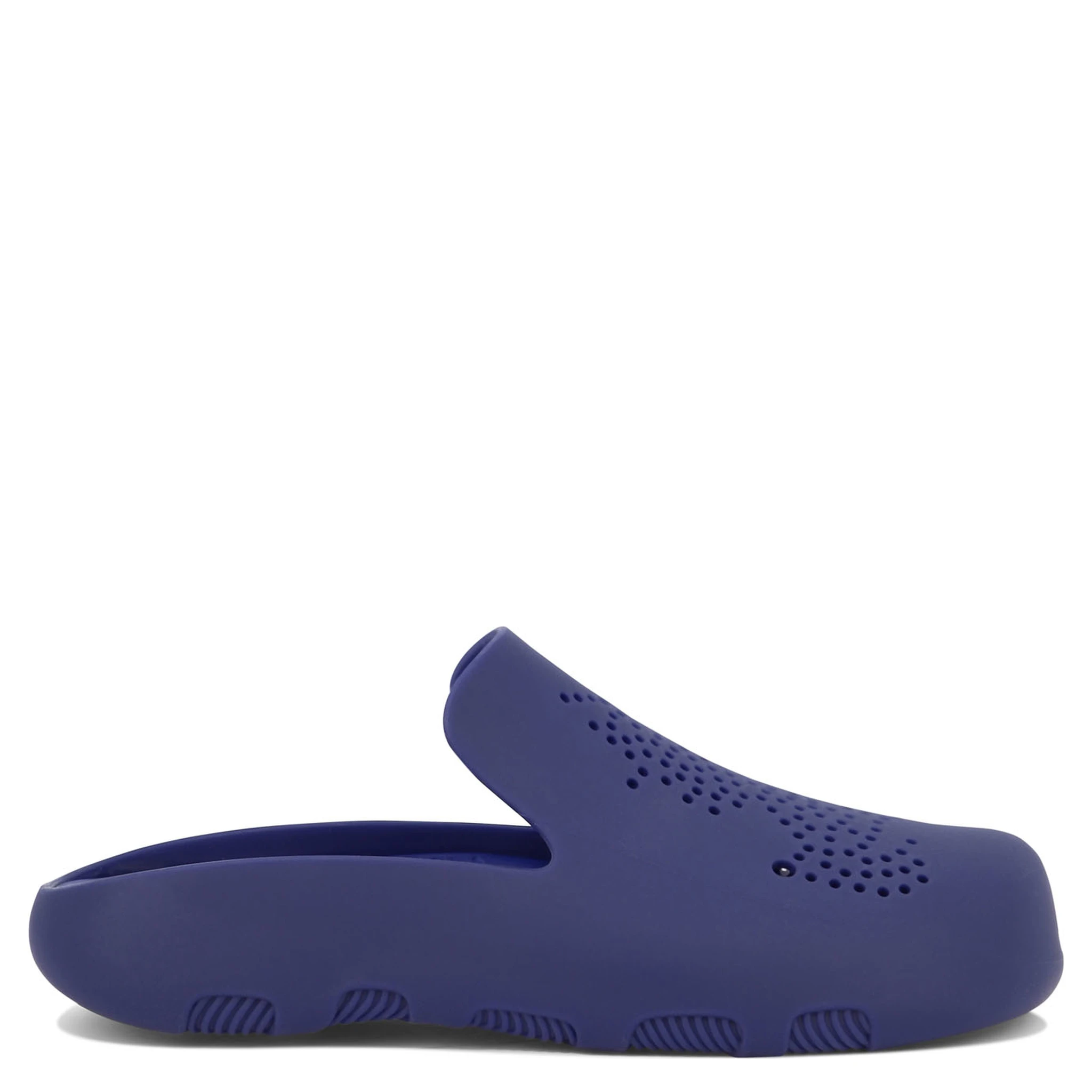 Rubber slipper with logo