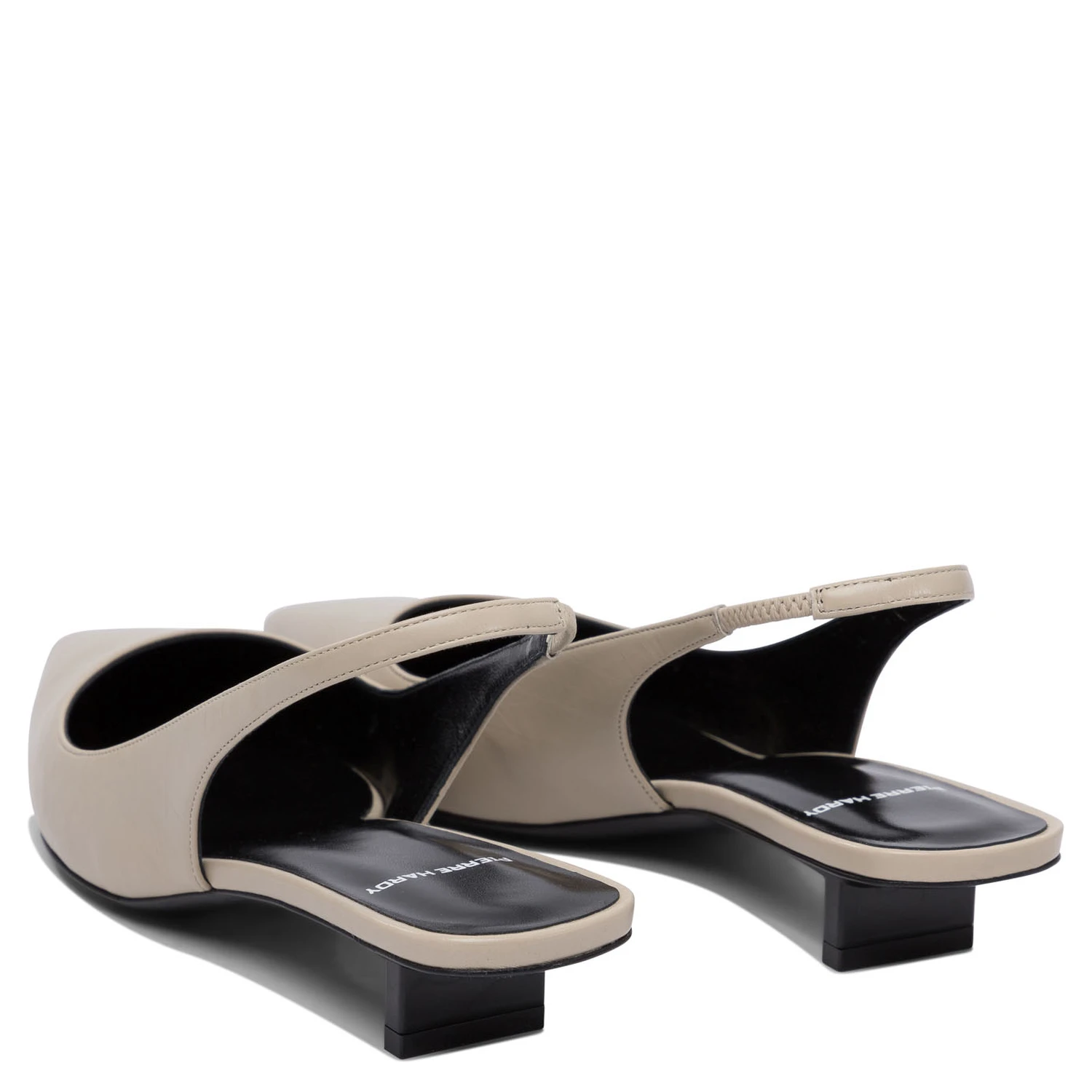 Heeled shoes