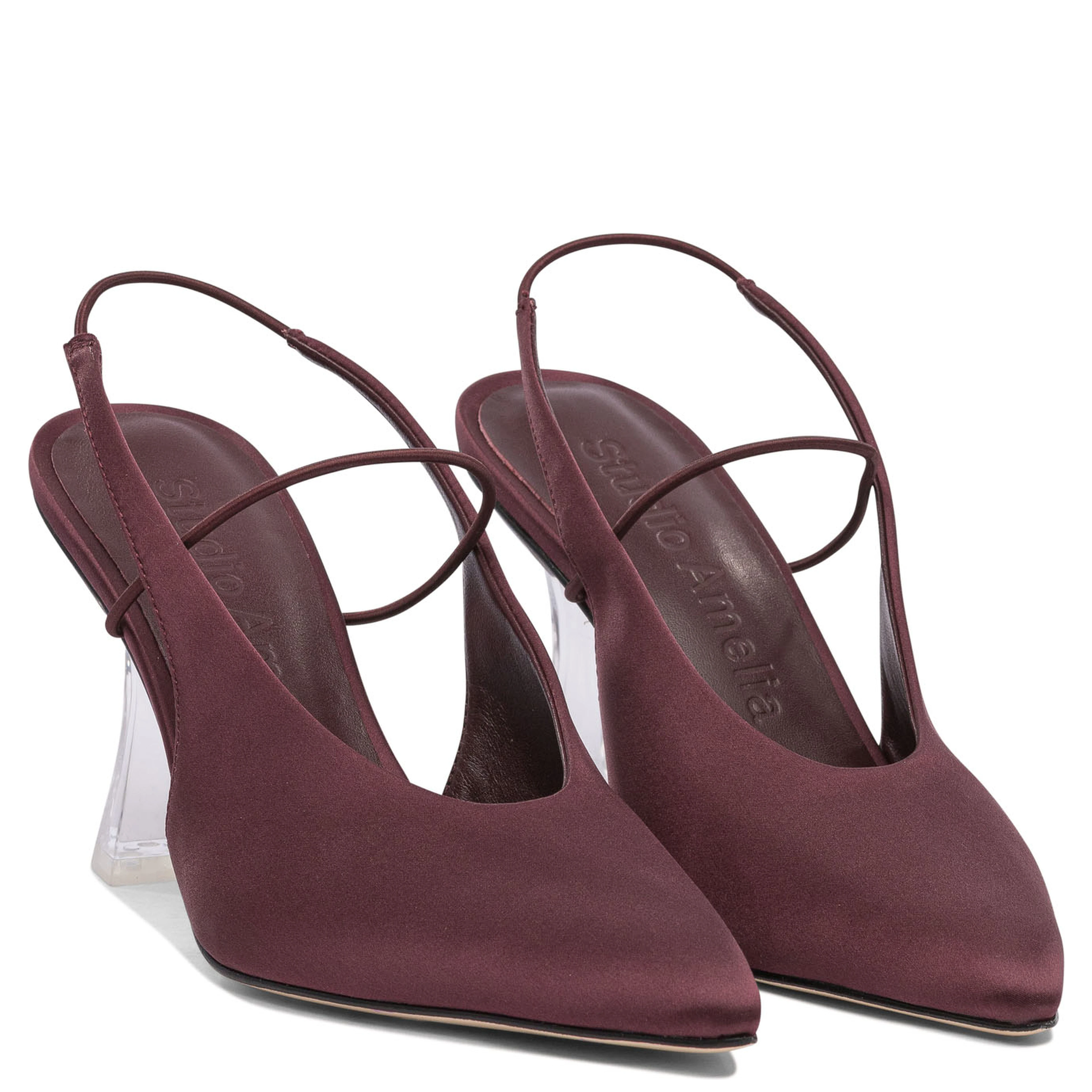Heeled shoes