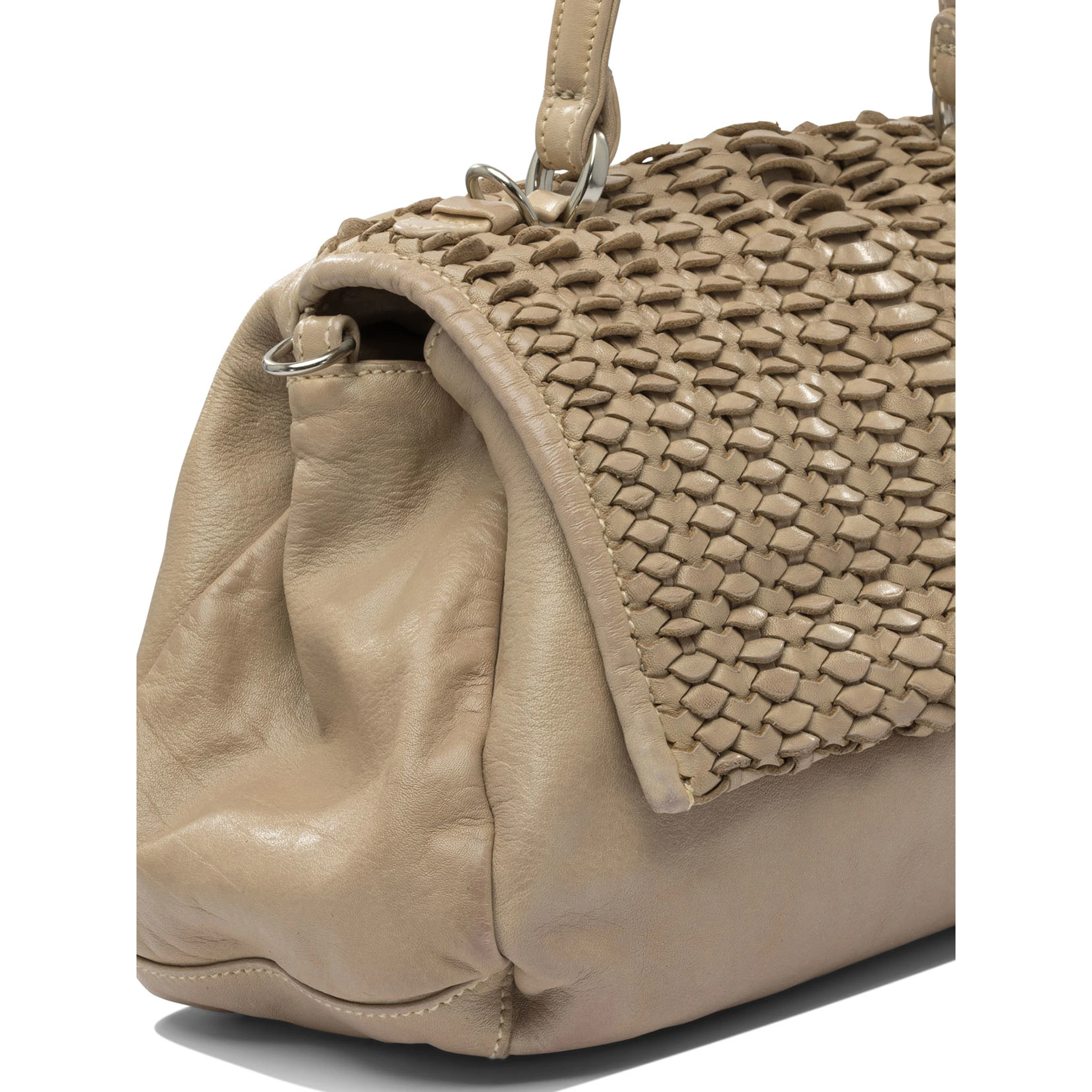 حقائب الكتف