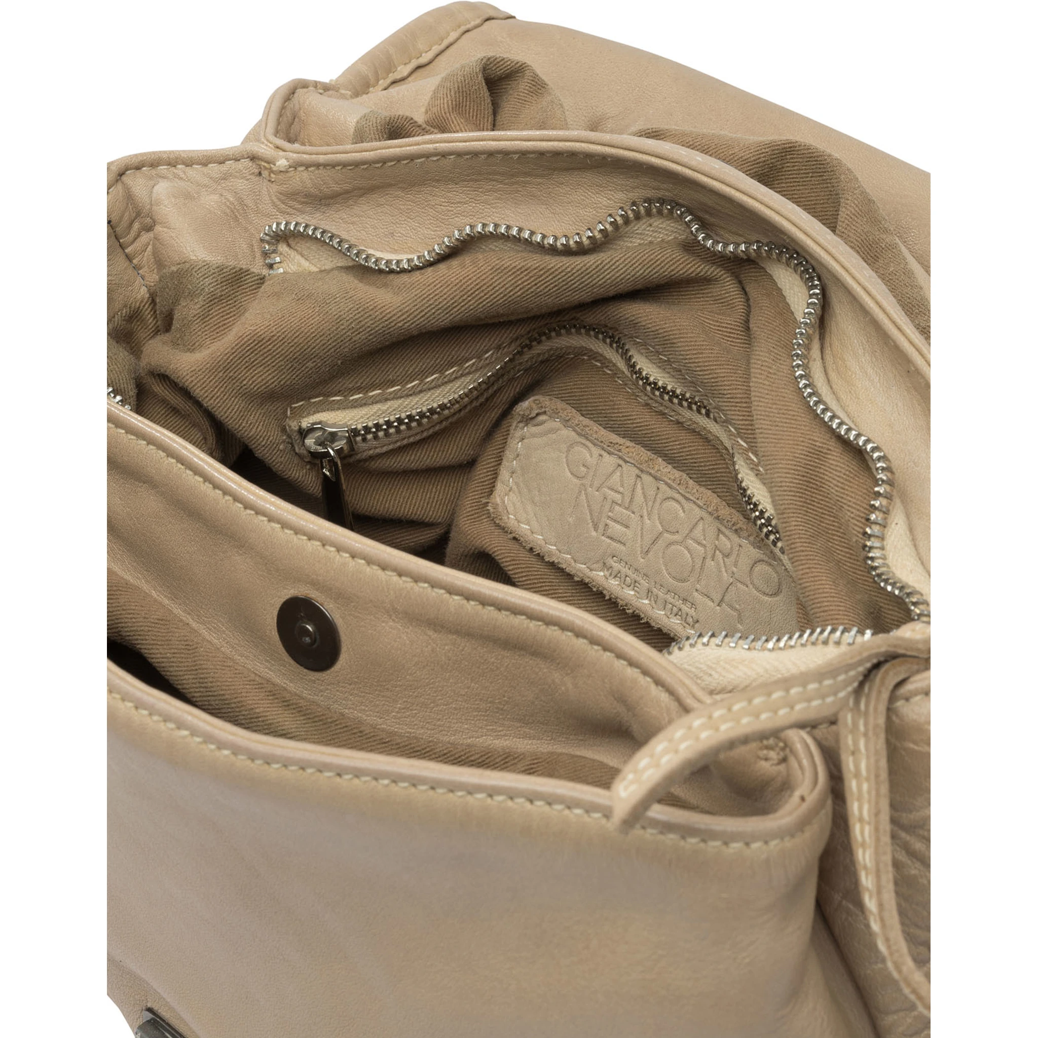 حقائب الكتف