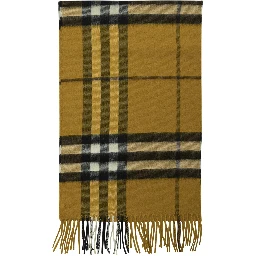 وشاح بنقشة مربعات