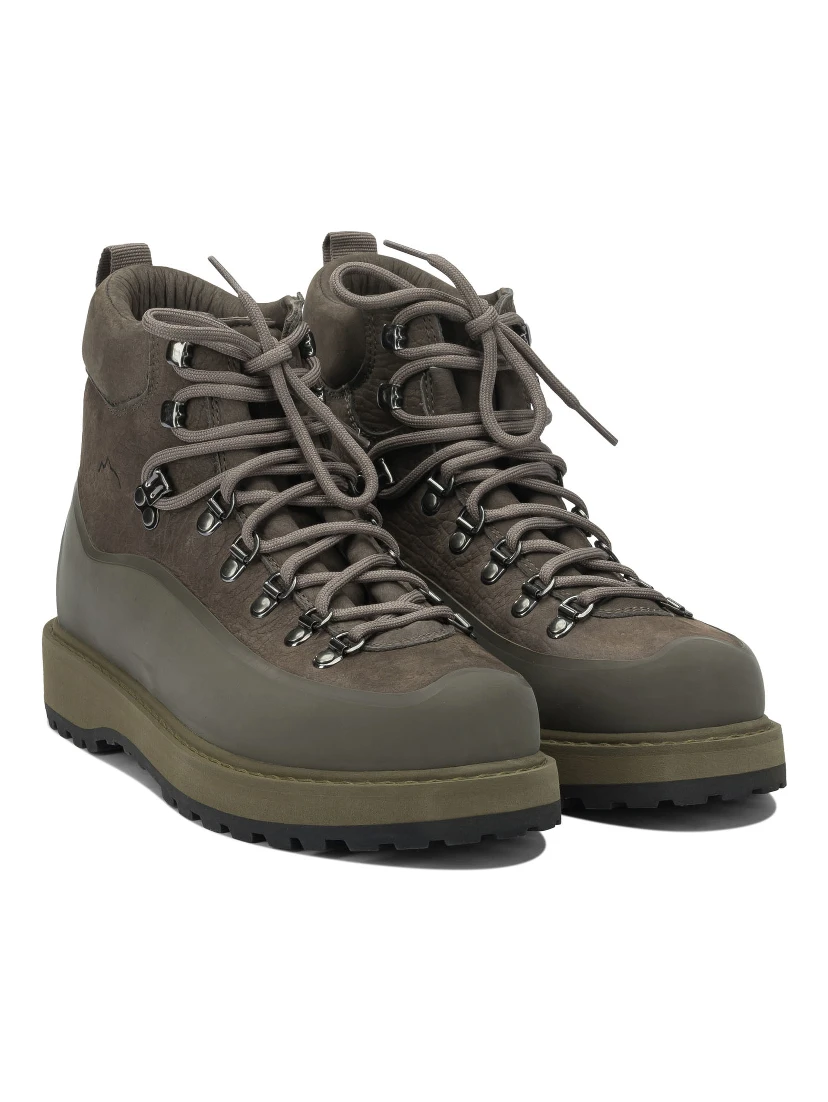 "Roccia Vet" hiking shoes
