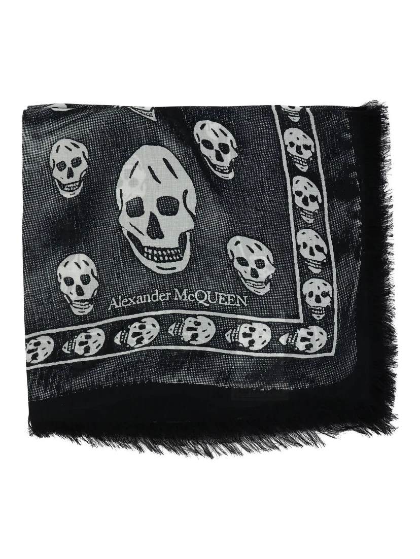 "Skull Trompe loeil" scarf