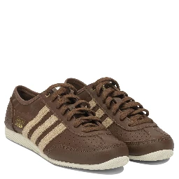 "Japan Decon" sneakers