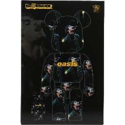 "Be@rbrick Liam" 100% and 400% toy