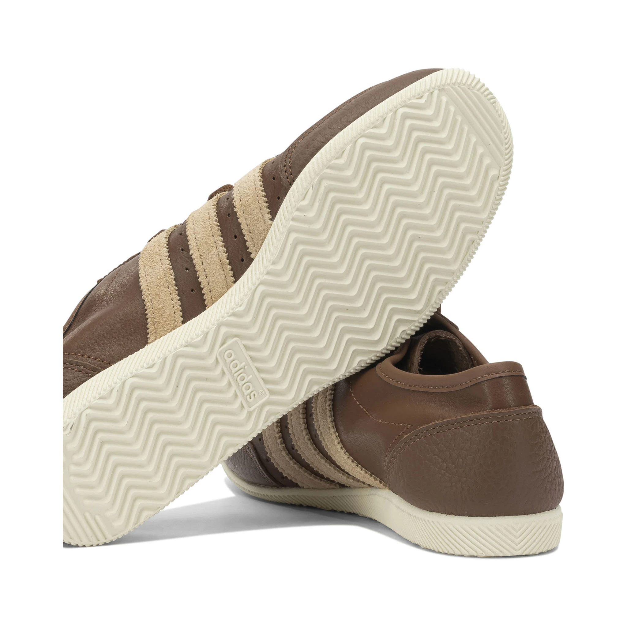 "Japan Decon" sneakers