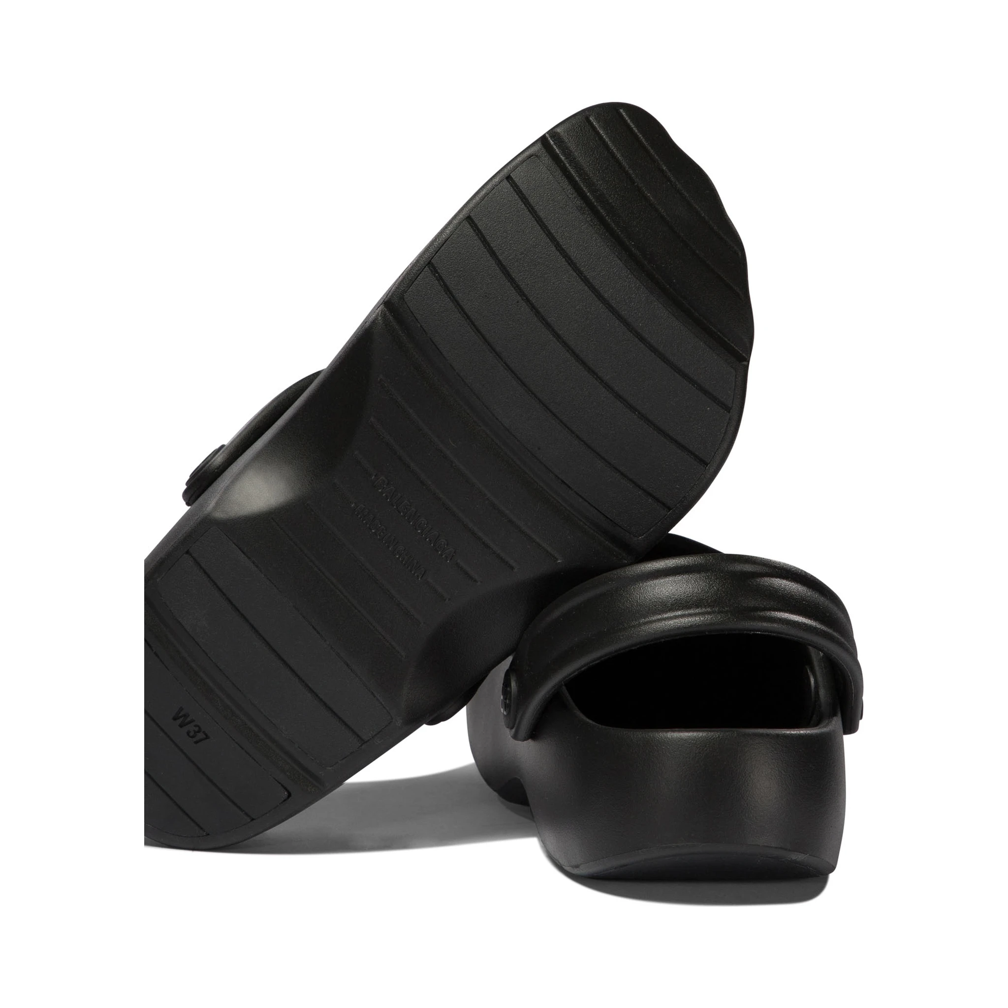 "Sunday Molded" sabot