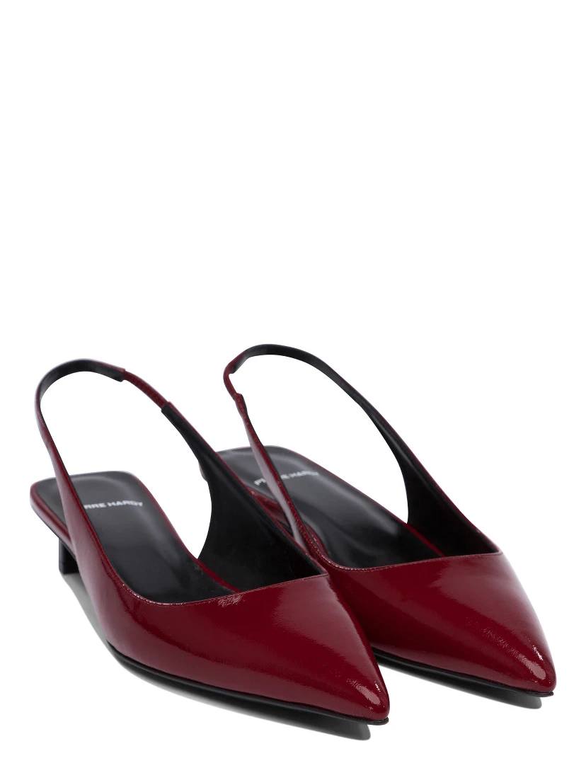 Heeled shoes