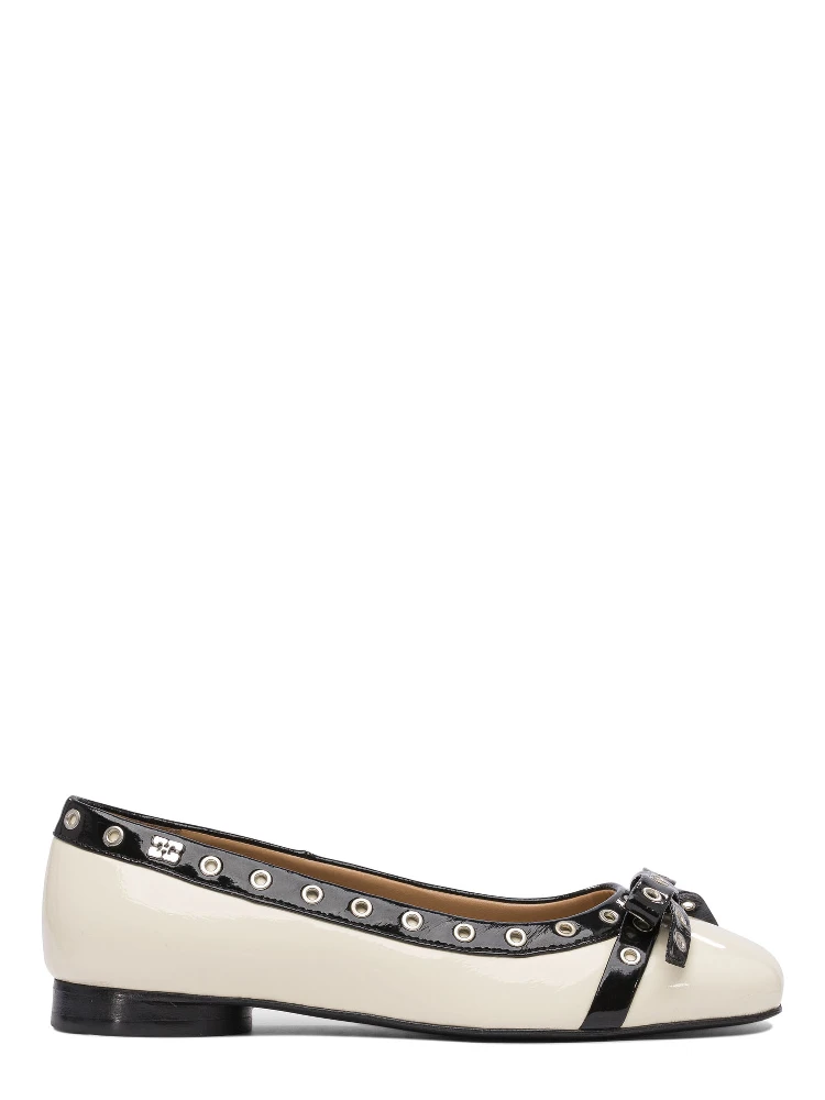 Eyelet bow ballet flats