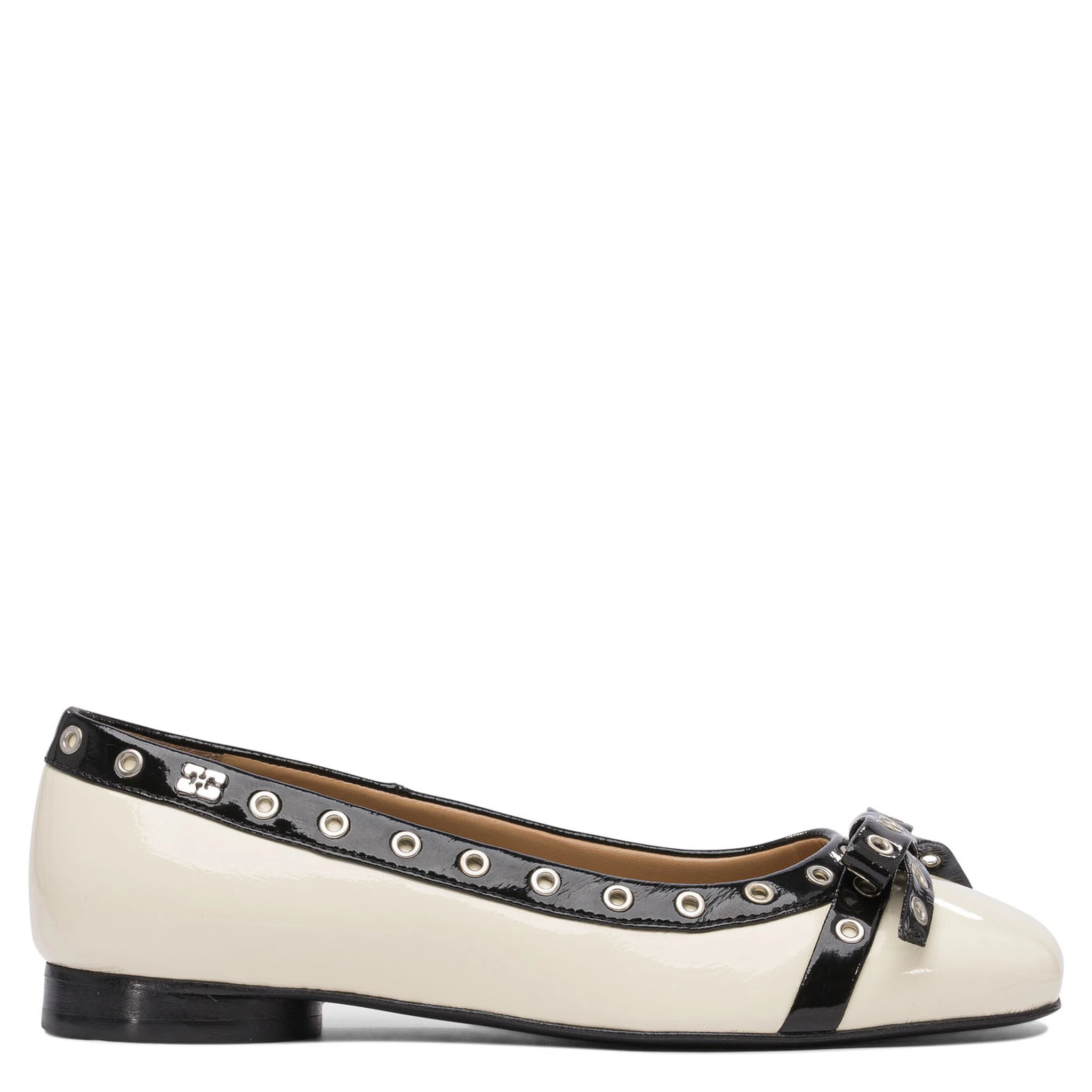 Eyelet bow ballet flats