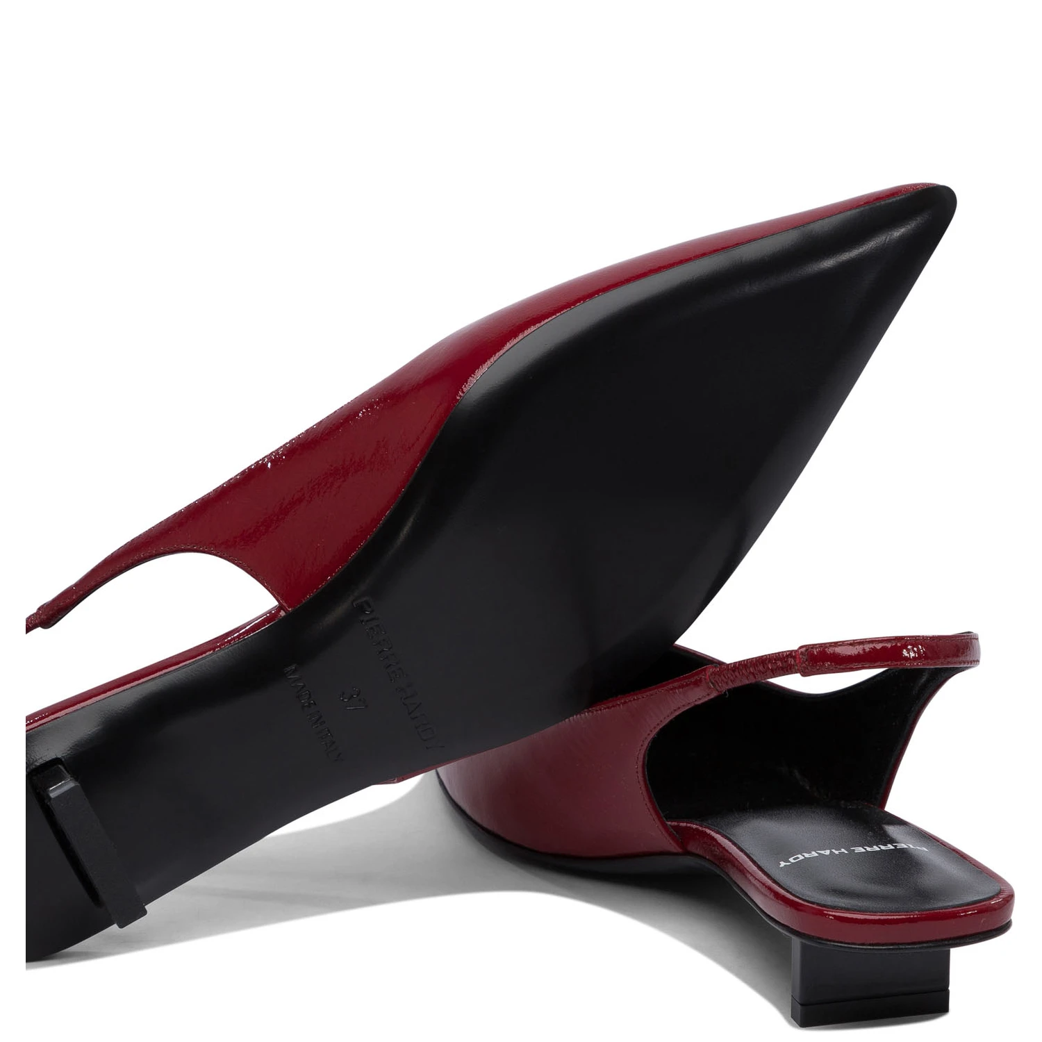 Heeled shoes
